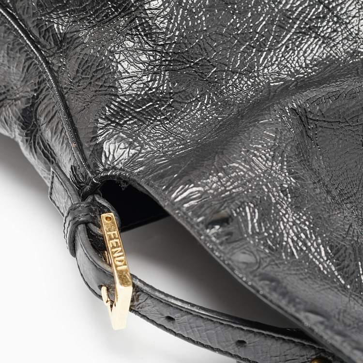 Pre Owned Fendi Black Crinkled Patent Leather Mama Baguette Shoulder Bag