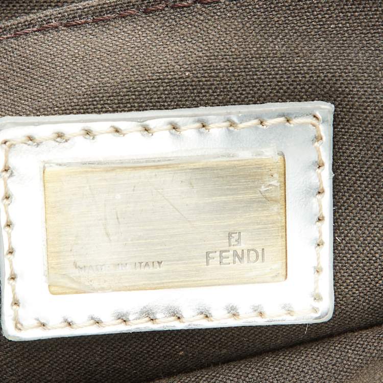 Pre Owned Fendi Beige/Silver Raffia and Patent Leather B Shoulder Bag
