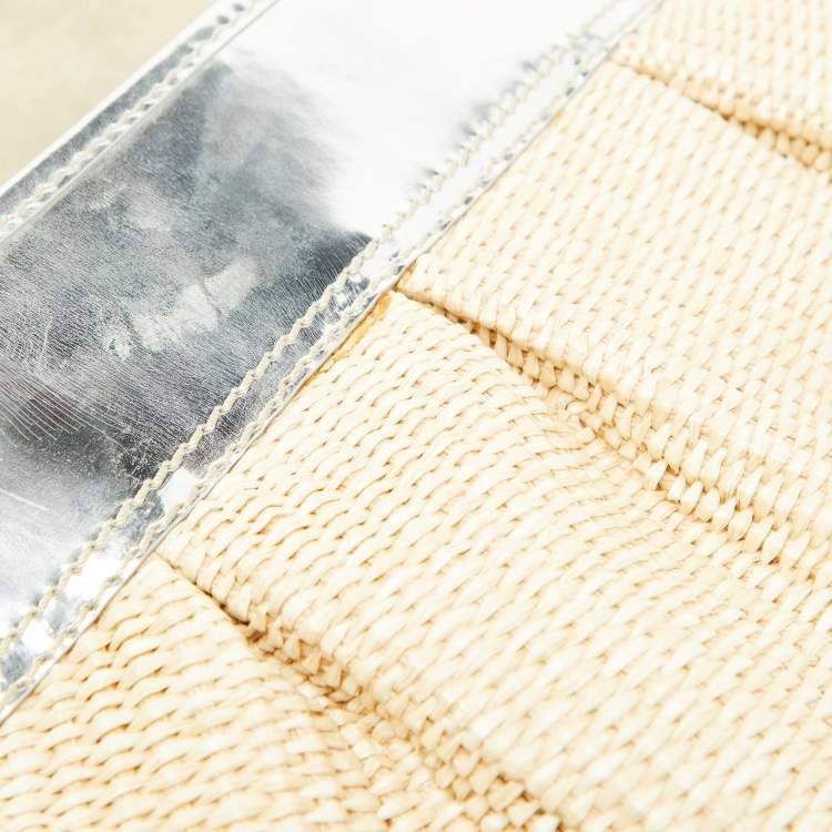 Pre Owned Fendi Beige/Silver Raffia and Patent Leather B Shoulder Bag