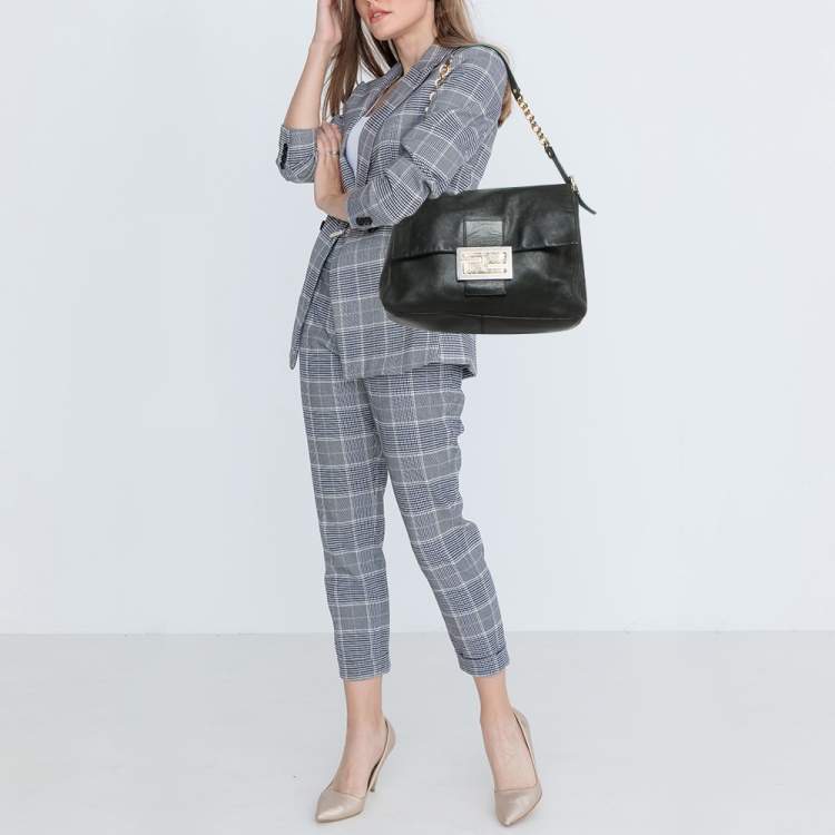 Pre Owned Fendi Black Leather Mamma Forever Shoulder Bag