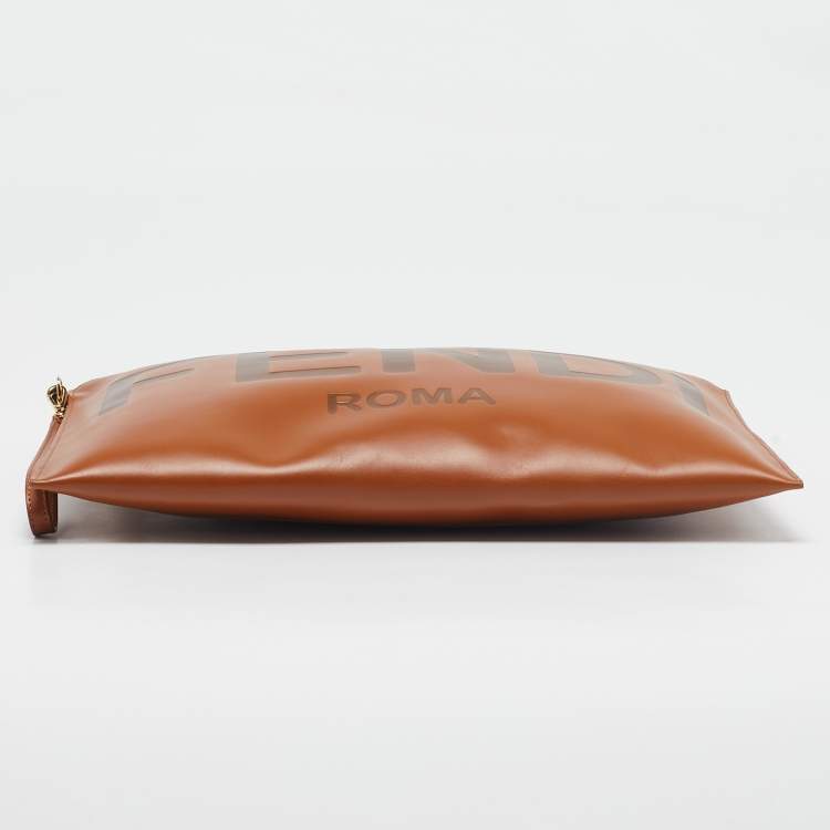 Pre Owned Fendi Brown Leather Flat Zip Wristlet Pouch