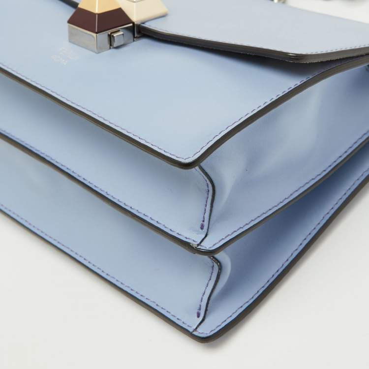 مملوكة مسبقًا Fendi Light Blue Leather Small Kan I Flap Shoulder Bag