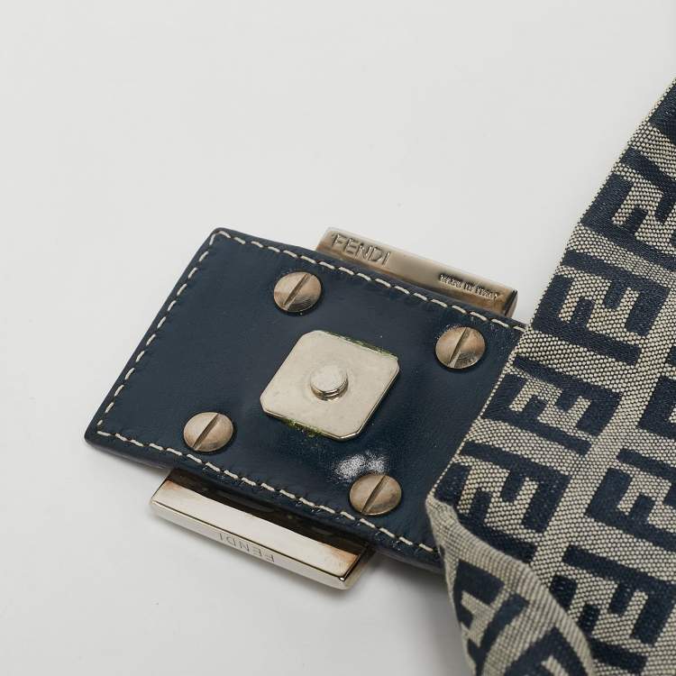 Pre Owned Fendi Blue Zucchino Canvas Baguette Bag