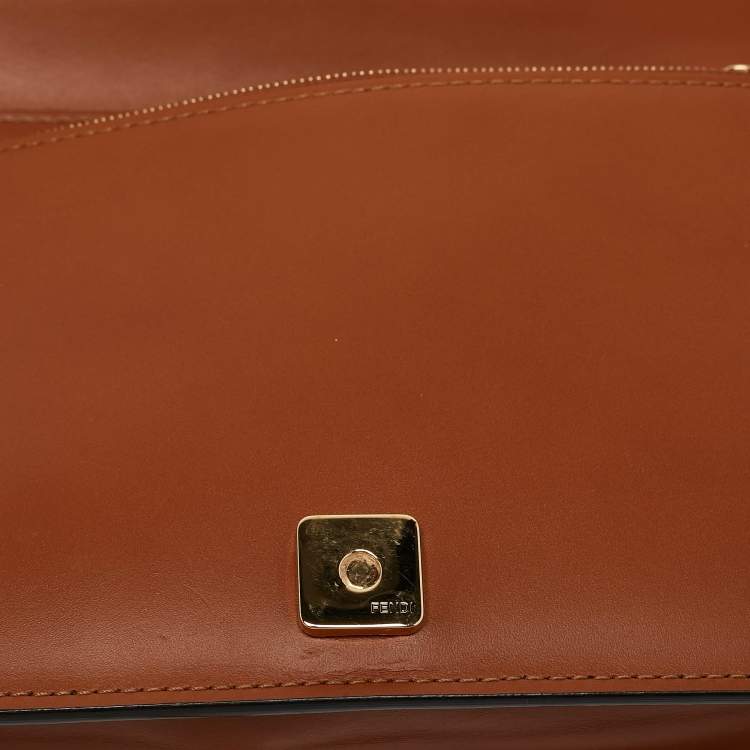 Pre Owned Fendi Brown Leather Logo Embossed Wallet On Chain