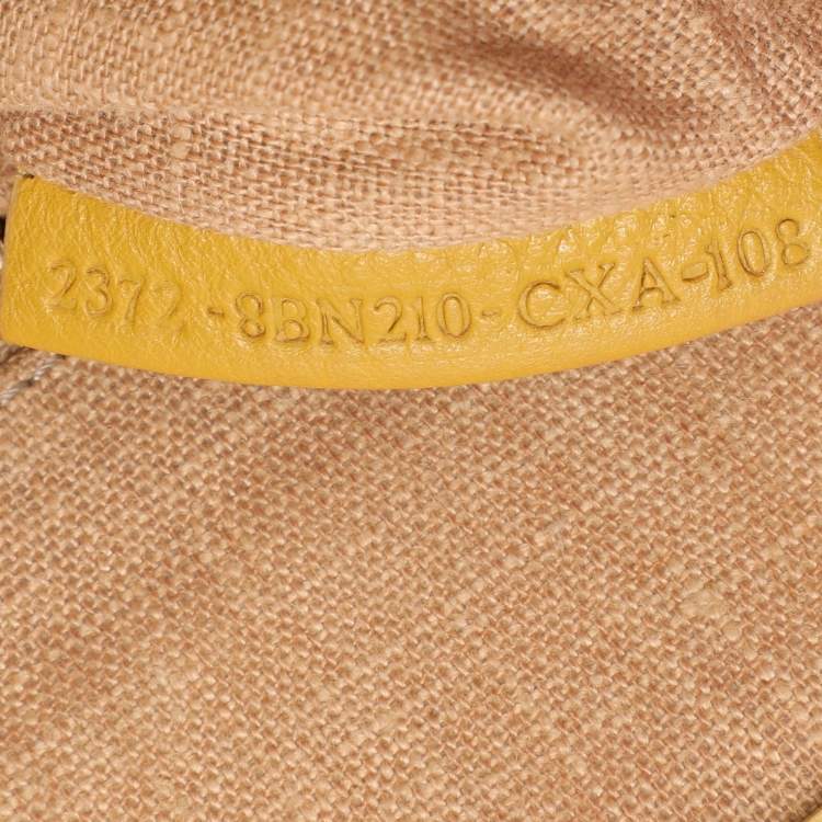 مملوكة مسبقًا Fendi Yellow Selleria Leather Large Peekaboo Top Handle Bag