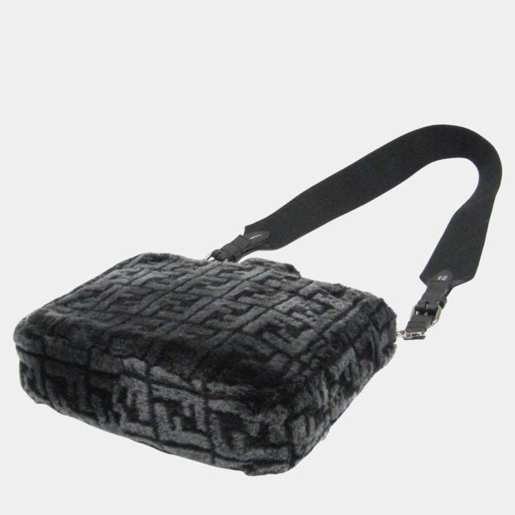مملوكة مسبقًا Fendi Black Mouton/Leather Baguette Messenger Bag