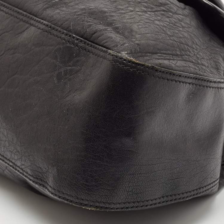 Pre Owned Fendi Black Pebbled Leather and Patent Leather Large B Shoulder Bag