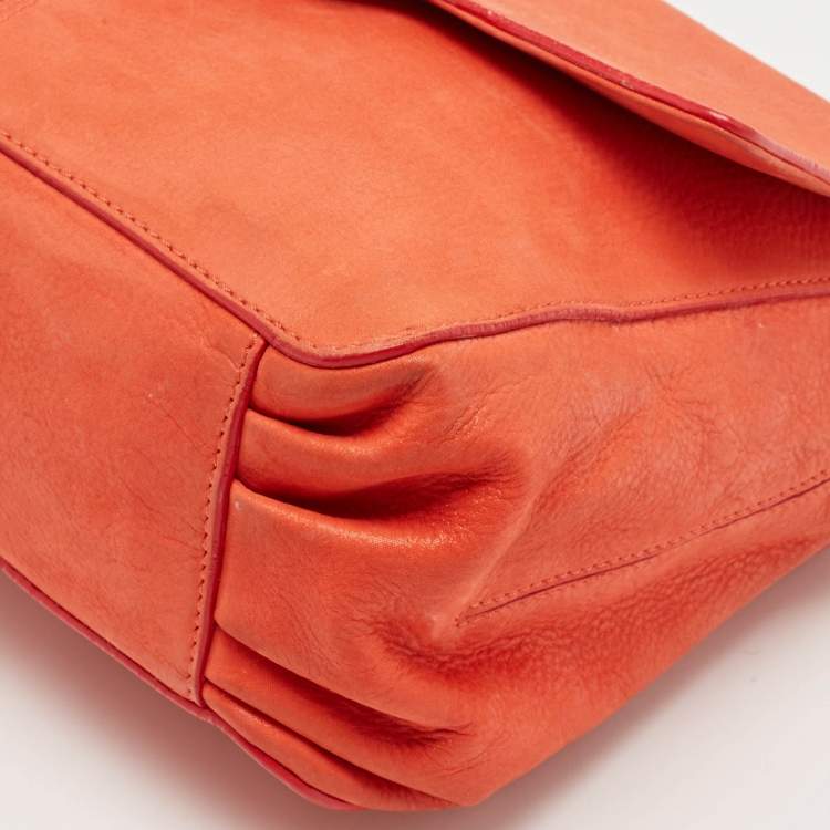 مملوكة مسبقًا Fendi Orange Nubuck Leather Mama Baguette Bag