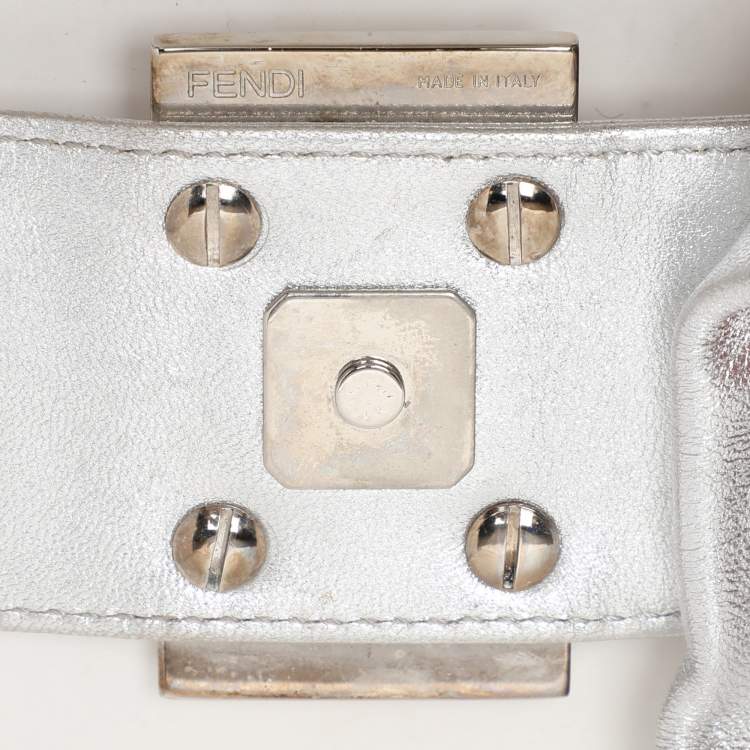Pre Owned Fendi Silver Leather Mama Baguette Bag
