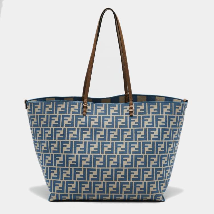 Pre Owned Fendi Blue/Beige FF Pequin Fabric Large Roll Shopper Tote