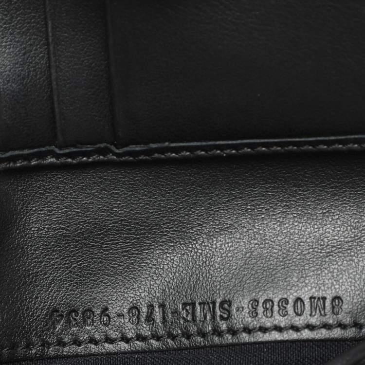 Pre Owned Fendi Black Leather By The Way Bifold Wallet