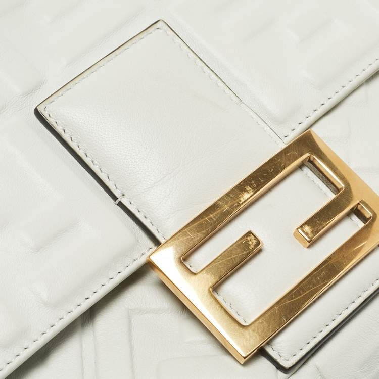 Pre Owned Fendi White Zucca Embossed Leather Baguette NM Bag