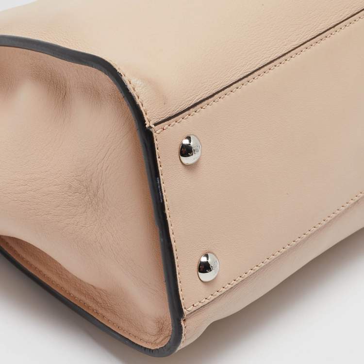 Pre Owned Fendi Beige/Red Leather Regular Peekaboo Bow Top Handle Bag