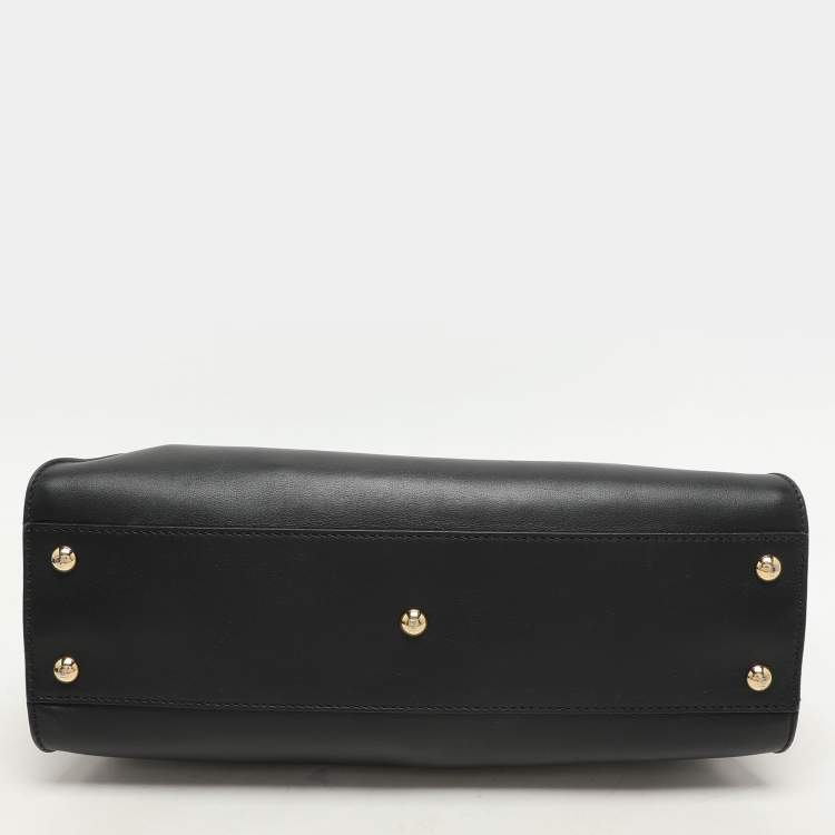 Pre Owned Fendi Black Leather Medium Peekaboo Top Handle Bag