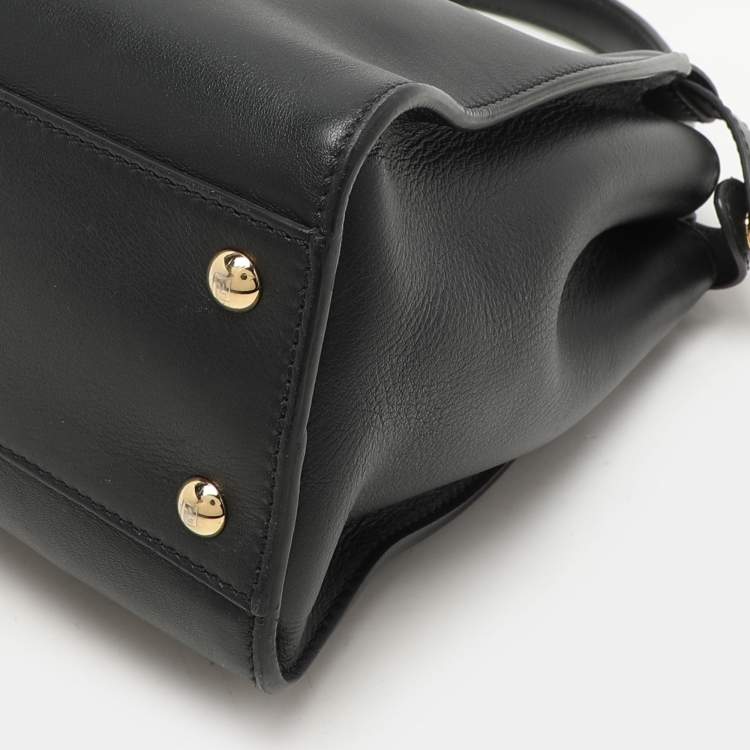 Pre Owned Fendi Black Leather Medium Peekaboo Top Handle Bag