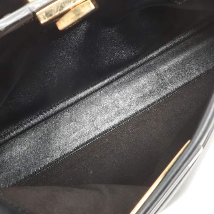 Pre Owned Fendi Black Leather Medium Peekaboo Top Handle Bag