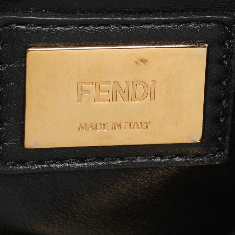 Pre Owned Fendi Black Leather Medium Peekaboo Top Handle Bag