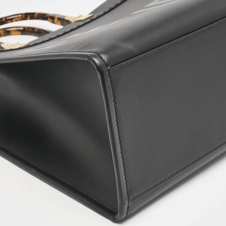Pre Owned Fendi Black Leather Medium Sunshine Shopper Tote