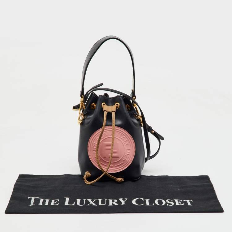 Pre Owned Fendi Navy Blue/Pink Leather Mini Mon Tresor Drawstring Bucket Bag