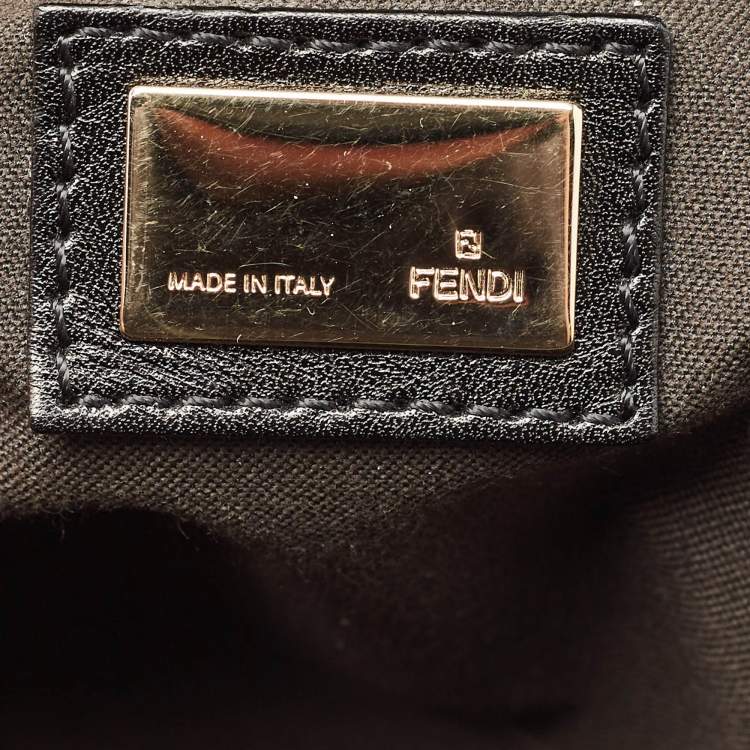 Pre Owned Fendi Black Leather Maxi Baguette Flap Shoulder Bag