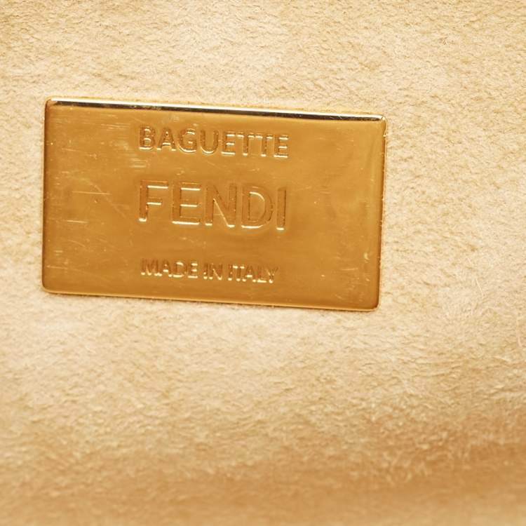 Pre Owned Fendi Cream Leather Medium Studded Baguette Bag