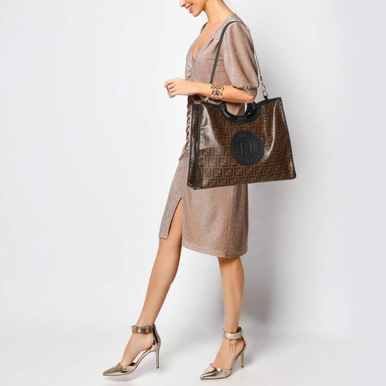 Pre Owned Fendi Tobacco/Black Zucca Coated Canvas and Leather Medium Runaway Shopper Tote