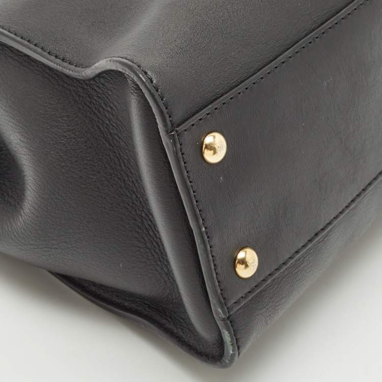 Pre Owned Fendi Black Leather Medium Peekaboo Top Handle Bag