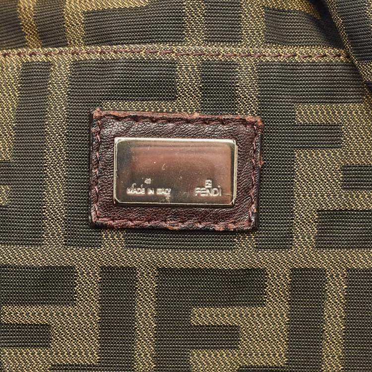 Pre Owned Fendi Dark Brown Pebbled Leather Baby Spy Bag