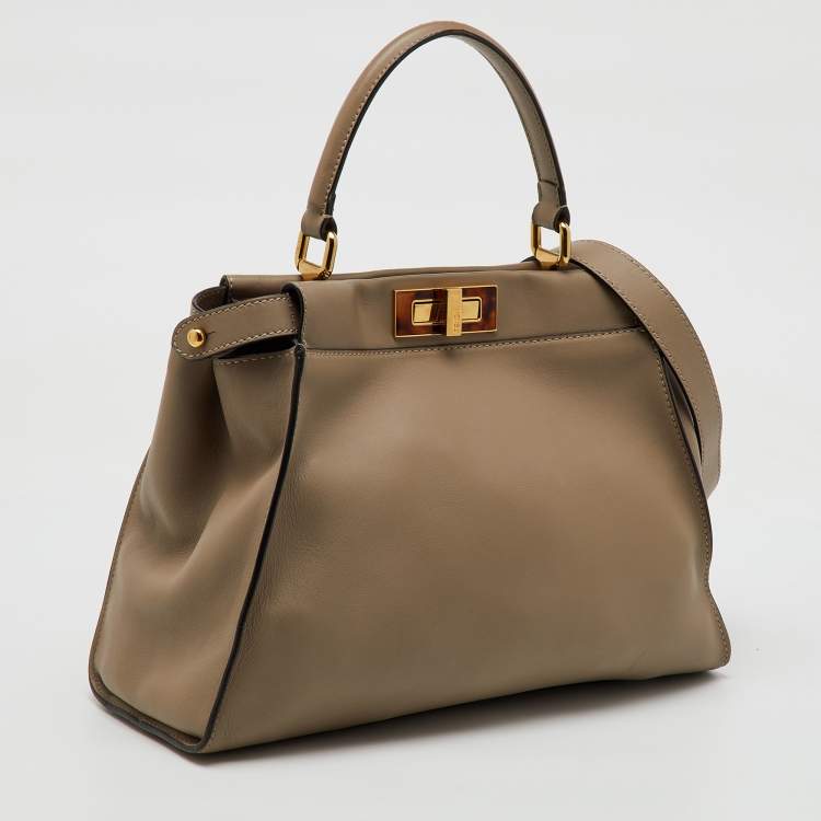 مملوكة مسبقًا Fendi Dark Beige Leather Medium Peekaboo Top Handle Bag