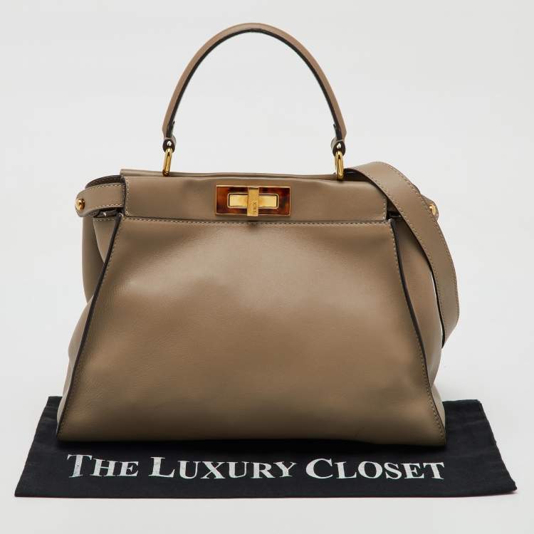 مملوكة مسبقًا Fendi Dark Beige Leather Medium Peekaboo Top Handle Bag