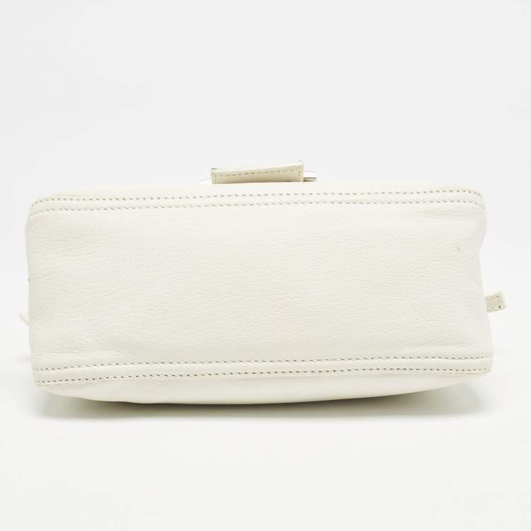 Pre Owned Fendi White Leather Mini Mama Baguette Bag