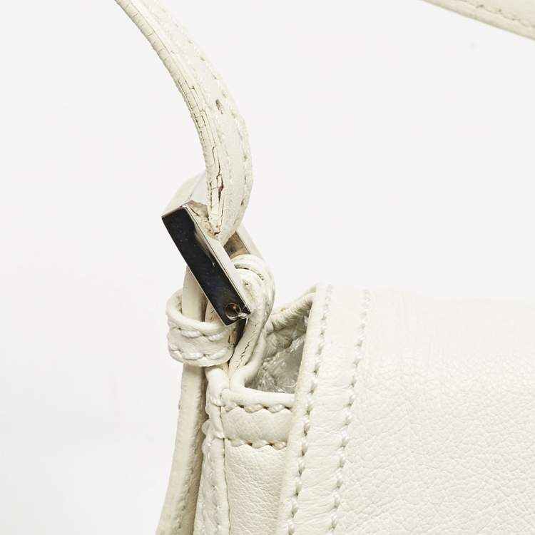 Pre Owned Fendi White Leather Mini Mama Baguette Bag