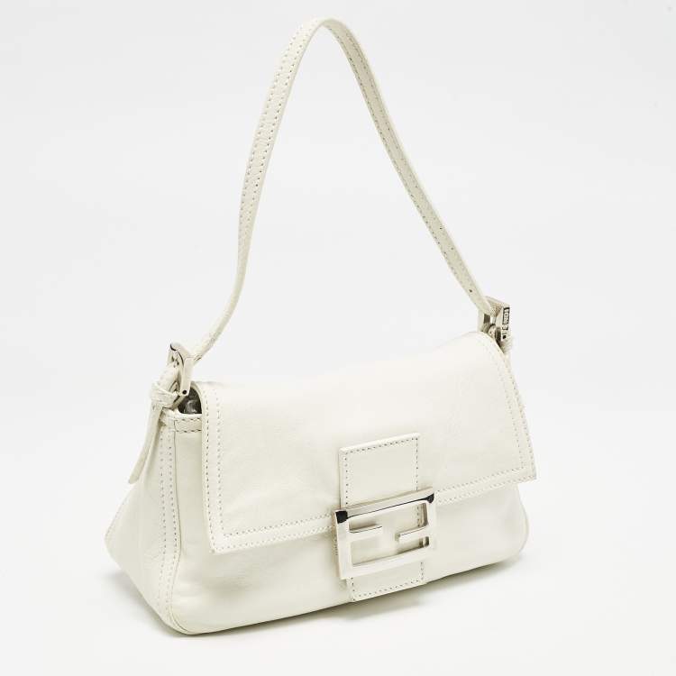 Pre Owned Fendi White Leather Mini Mama Baguette Bag