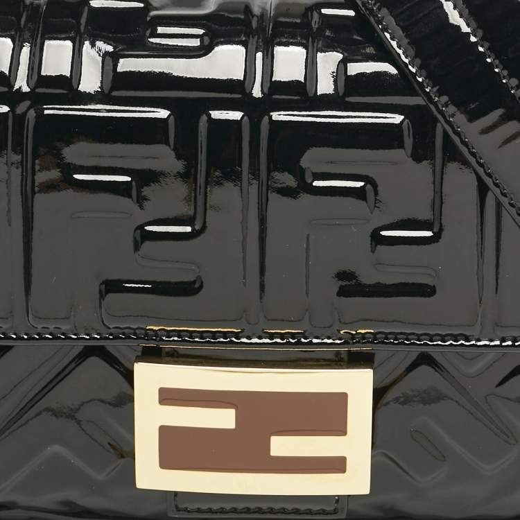 Pre Owned Fendi Black FF Embossed Patent Leather Medium Baguette Bag