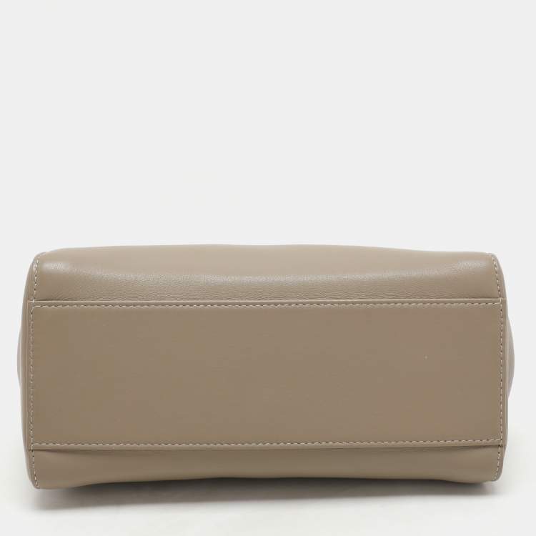 Pre Owned Fendi Beige Leather Mini Peekaboo Top Handle Bag