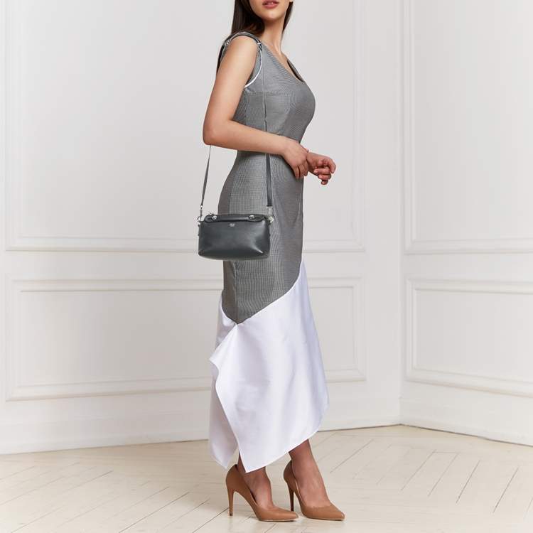 مملوكة مسبقًا Fendi Black Leather Mini By The Way Crossbody Bag