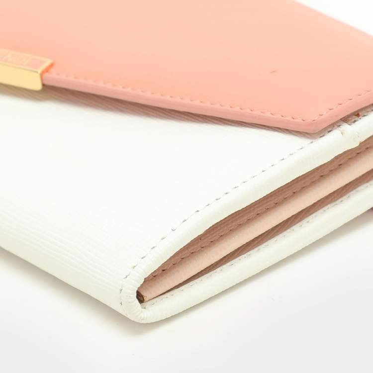 Pre Owned Fendi White/Peach Leather 2Jours Continental Wallet