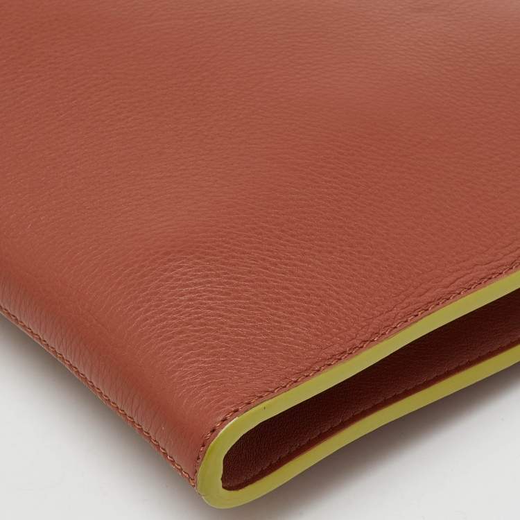 مملوكة مسبقًا Fendi Rust Brown Leather Seta Burro Peekaboo Pochette Crossbody Bag