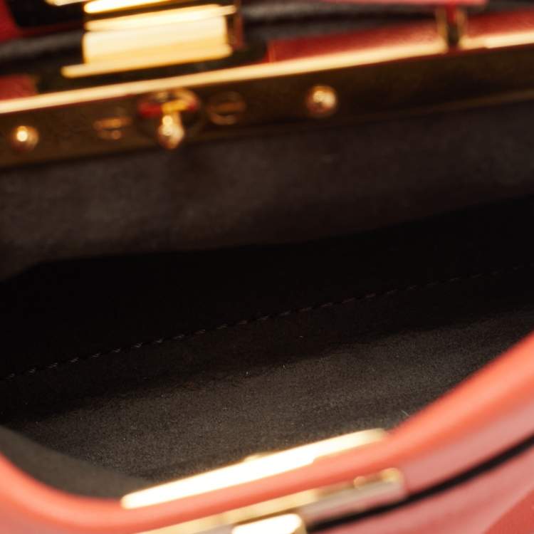 مملوكة مسبقًا Fendi Orange Leather Micro Peekaboo Crossbody Bag
