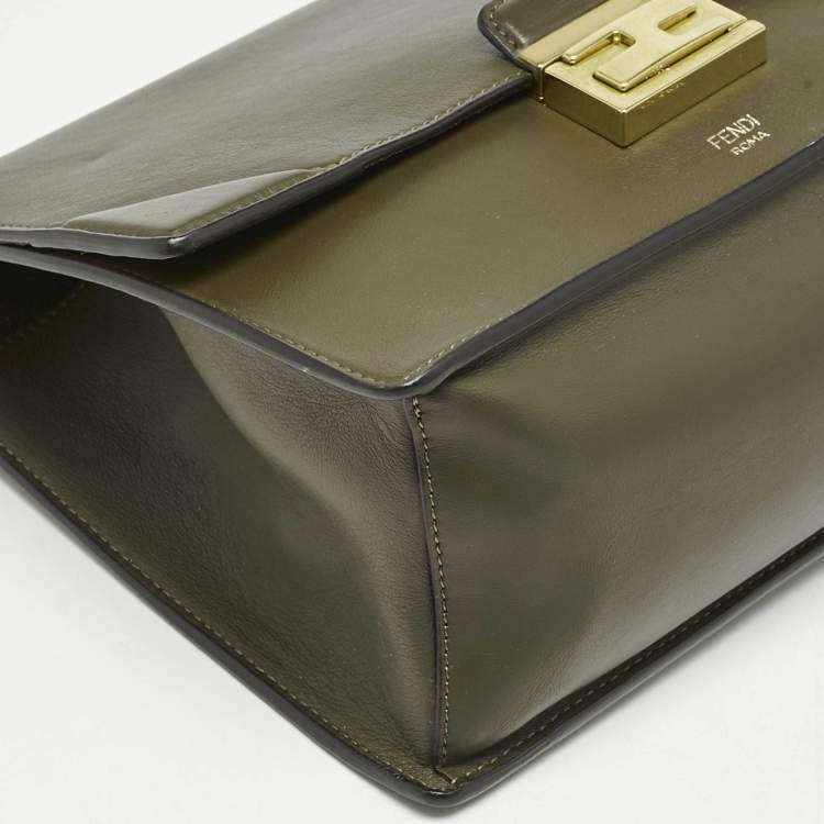 Pre Owned Fendi Olive Green Leather Kan U Shoulder Bag