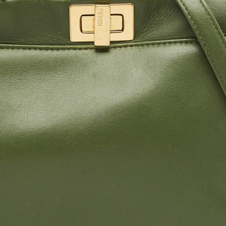 مملوكة مسبقًا Fendi Olive Green Leather Mini Peekaboo Top Handle Bag