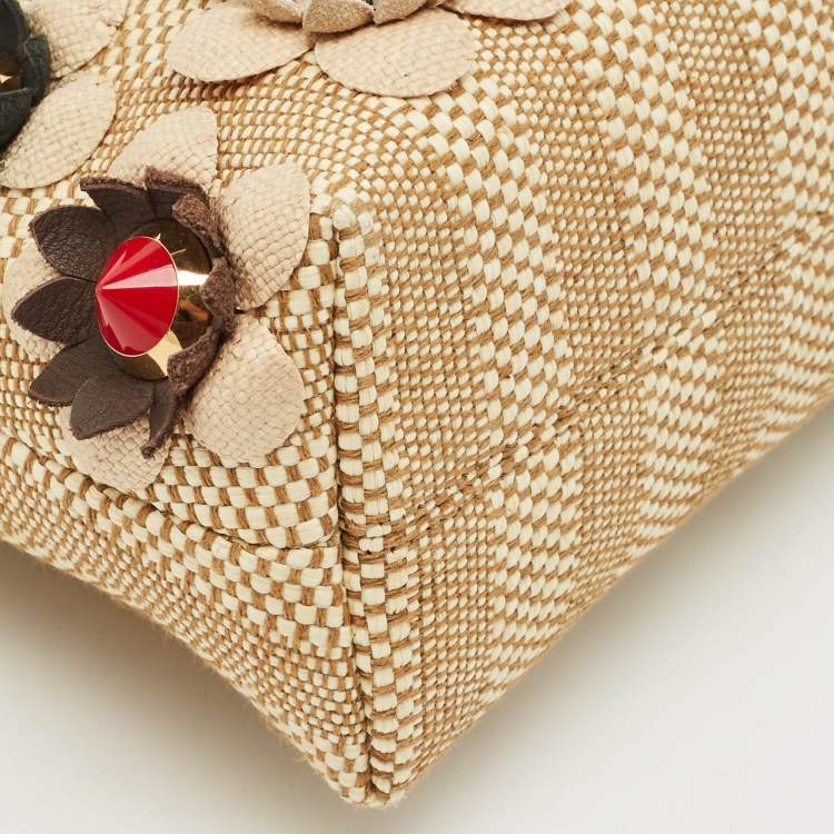 Pre Owned Fendi Beige/Natural Raffia Mini Applique By The Way Crossbody Bag