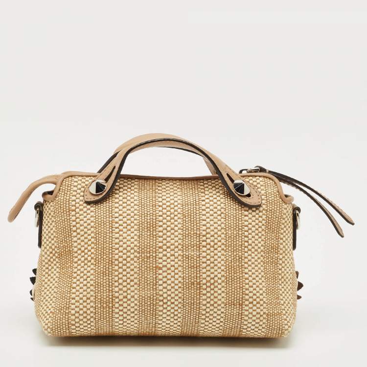 Pre Owned Fendi Beige/Natural Raffia Mini Applique By The Way Crossbody Bag