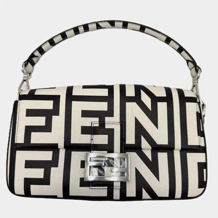 Pre Owned Fendi x Marc Jacobs Black White Zucca Baguette Canvas Shoulder Bag