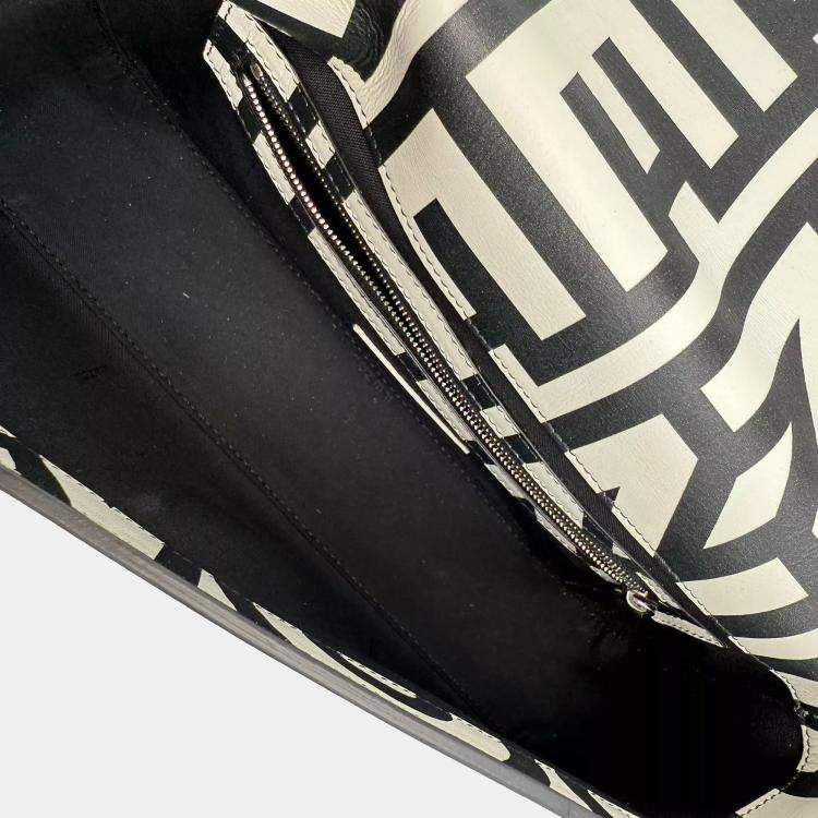 Pre Owned Fendi x Marc Jacobs Black White Zucca Baguette Canvas Shoulder Bag