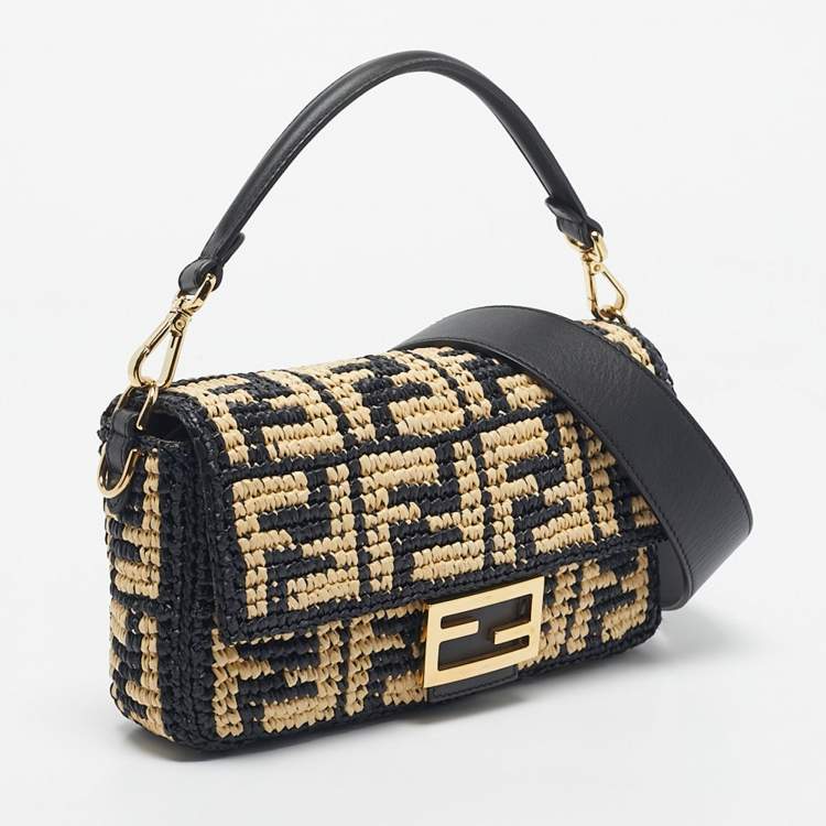 Pre Owned Fendi Black/Natural FF Raffia Medium Baguette Bag