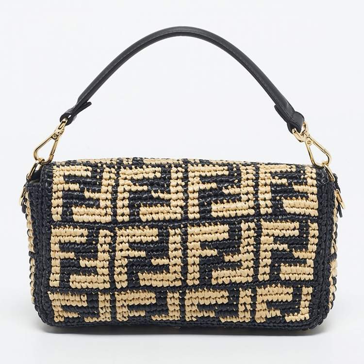 Pre Owned Fendi Black/Natural FF Raffia Medium Baguette Bag