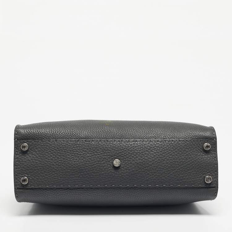 Pre Owned Fendi Grey Leather Medium Peekaboo Top Handle Bag