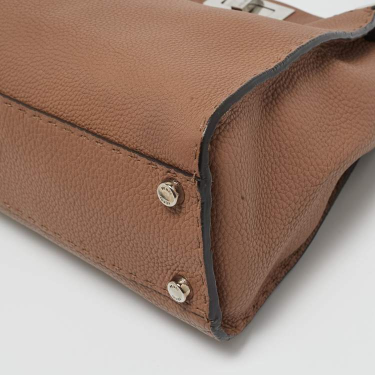 Pre Owned Fendi Brown Leather Medium Peekaboo Top Handle Bag