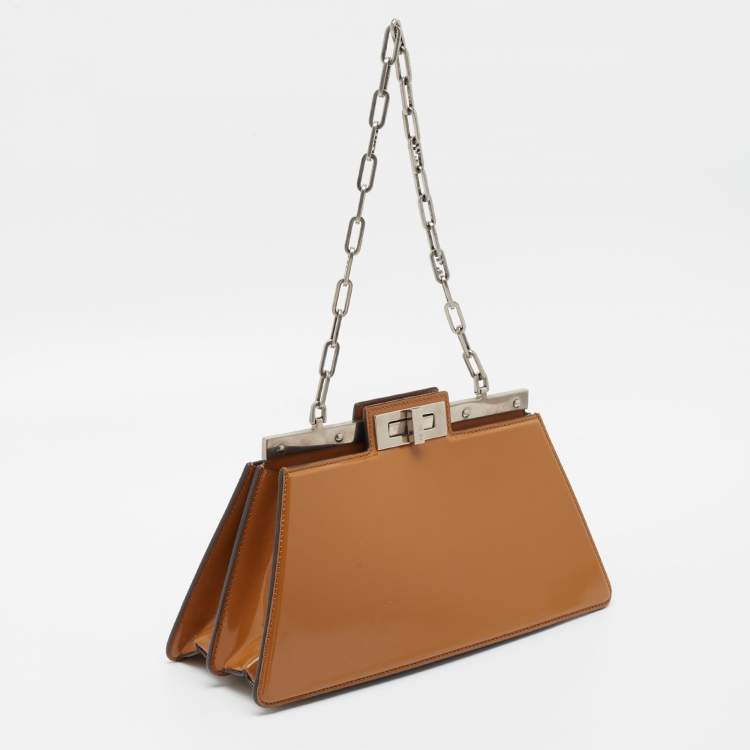 Pre Owned Fendi Green Glossy Leather Medium Peekaboo Cut Bag
